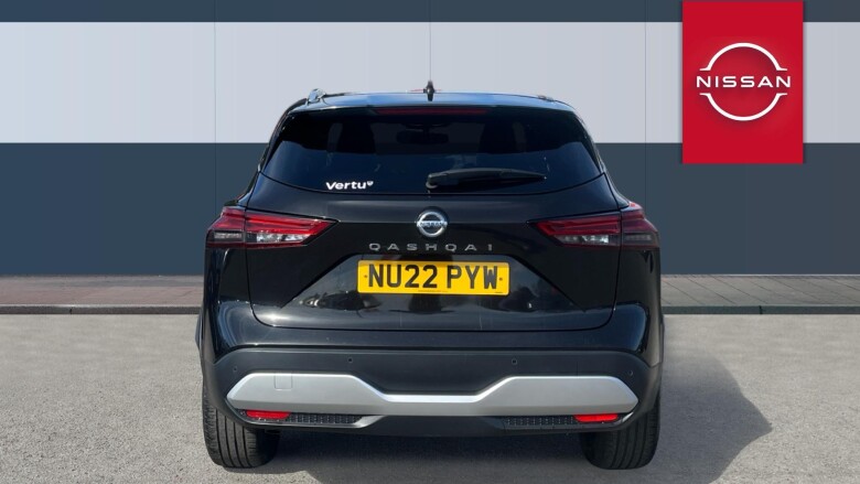 Nissan Qashqai 1.3 DiG-T MH 158 Tekna 5dr Xtronic Petrol Hatchback